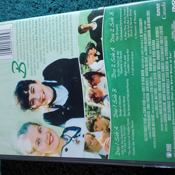 Emily of new moon the complete third season dvd - Picture 2 of 5